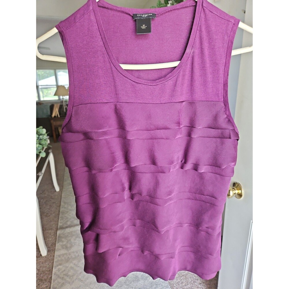Ann Taylor LOFT Petites Knit Cascade Ruffle Top T-Shirt Tee Burgundy Size M